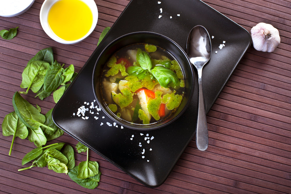 Pea, Courgette & Pesto Soup