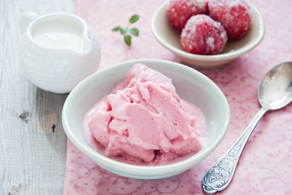 Strawberry Frozen Yoghurt