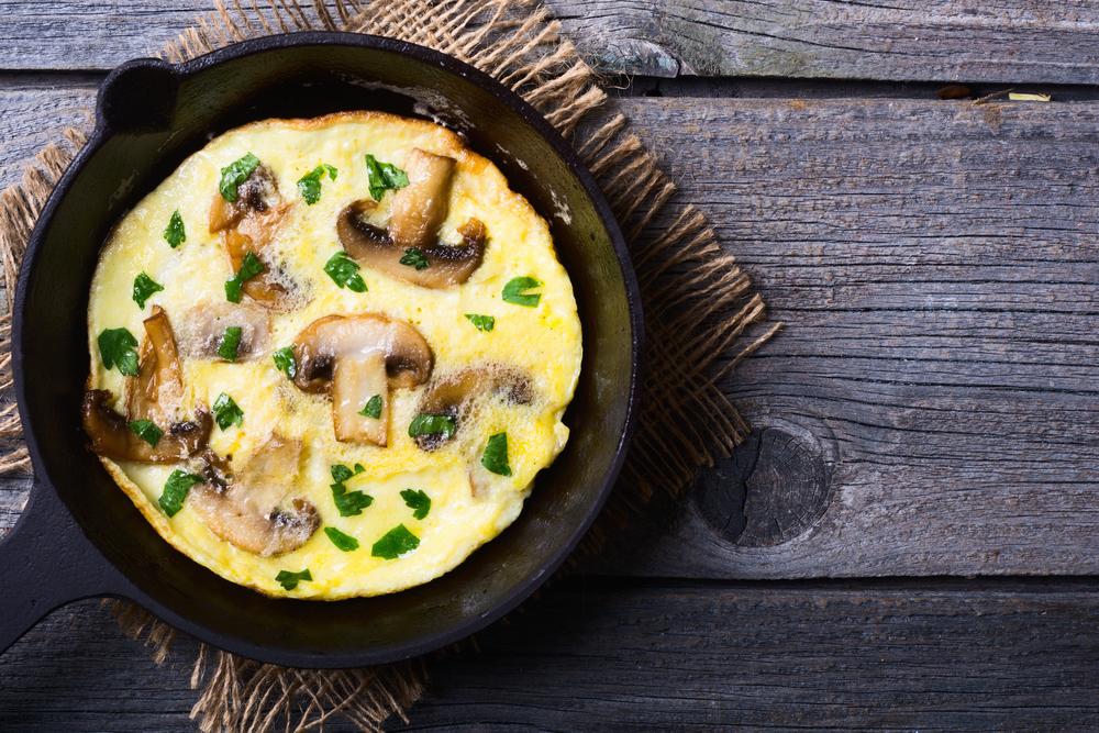 Mushroom & Basil Omelete