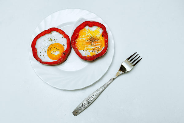 Baked Eggs In Peppers